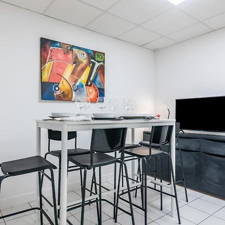 Appartement Triplex Magenta Quest à Paris Extérieur photo