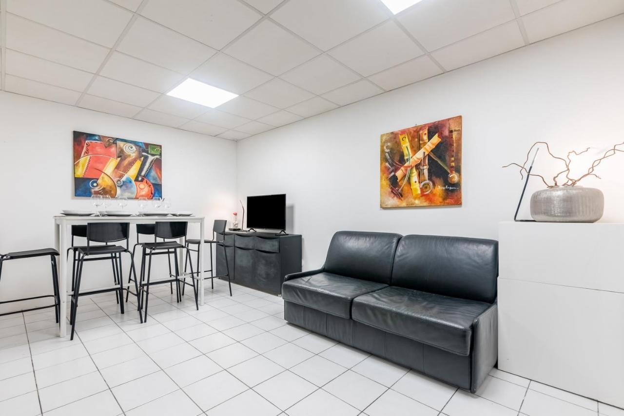 Appartement Triplex Magenta Quest à Paris Extérieur photo